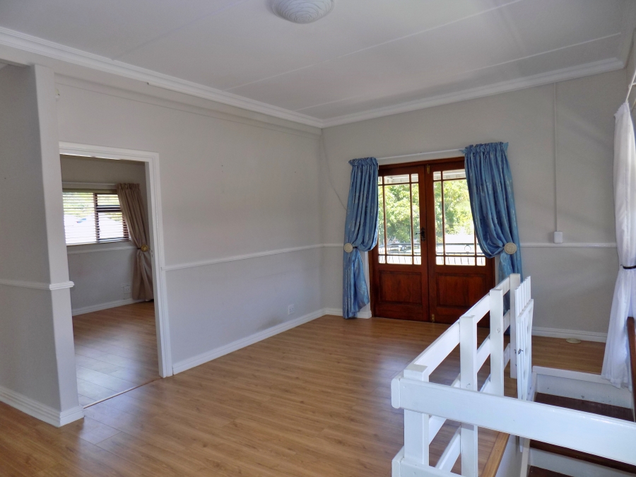 4 Bedroom Property for Sale in Bergsig Western Cape